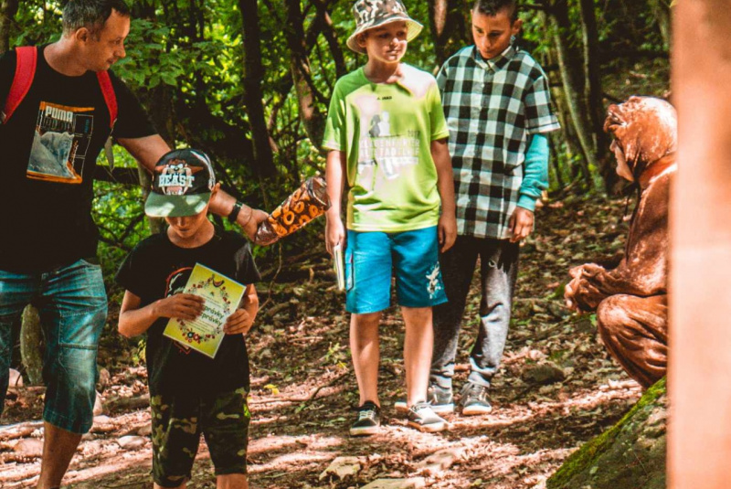 Zaujímavosti / Cesta rozprávkovým lesom - foto Zaujímavosti / Cesta rozprávkovým lesom - foto